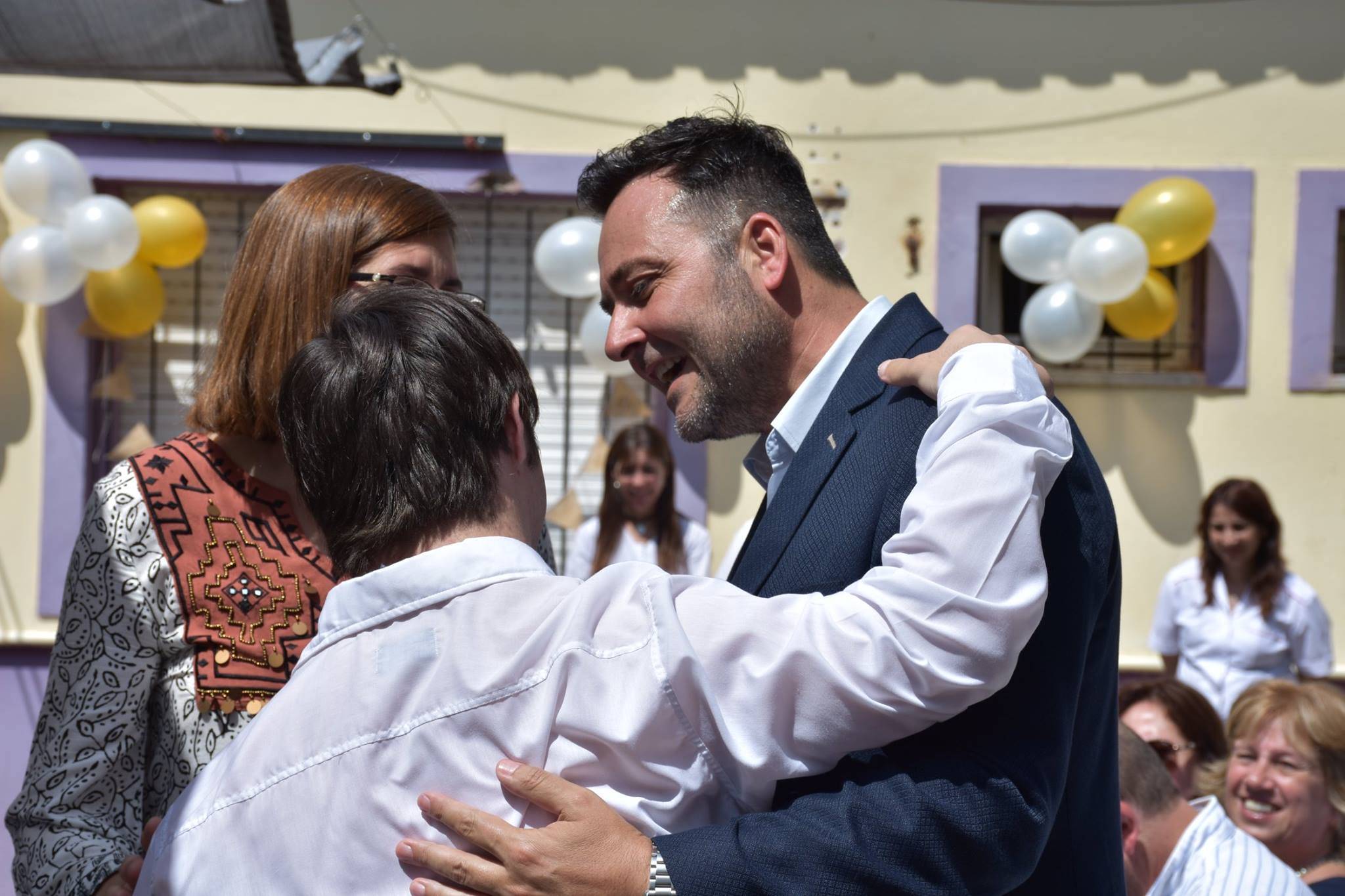 Aiola Acompa A La Escuela Especial En Su Acto De Cierre De A O