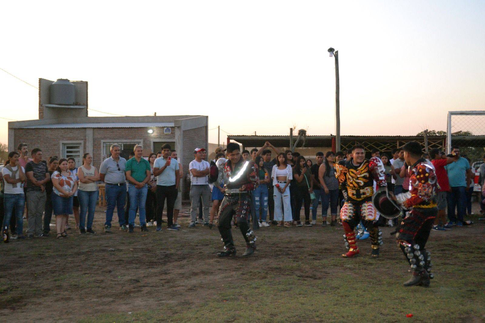 Gol A Festej El Carnaval Con La Colectividad Boliviana Chacabuco En Red