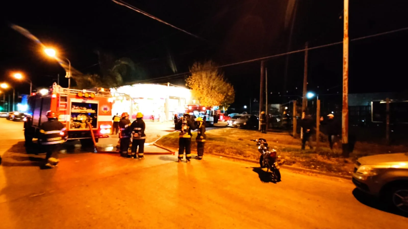 Sirena Incendio En Un Carrito De Comidas Chacabuco En Red